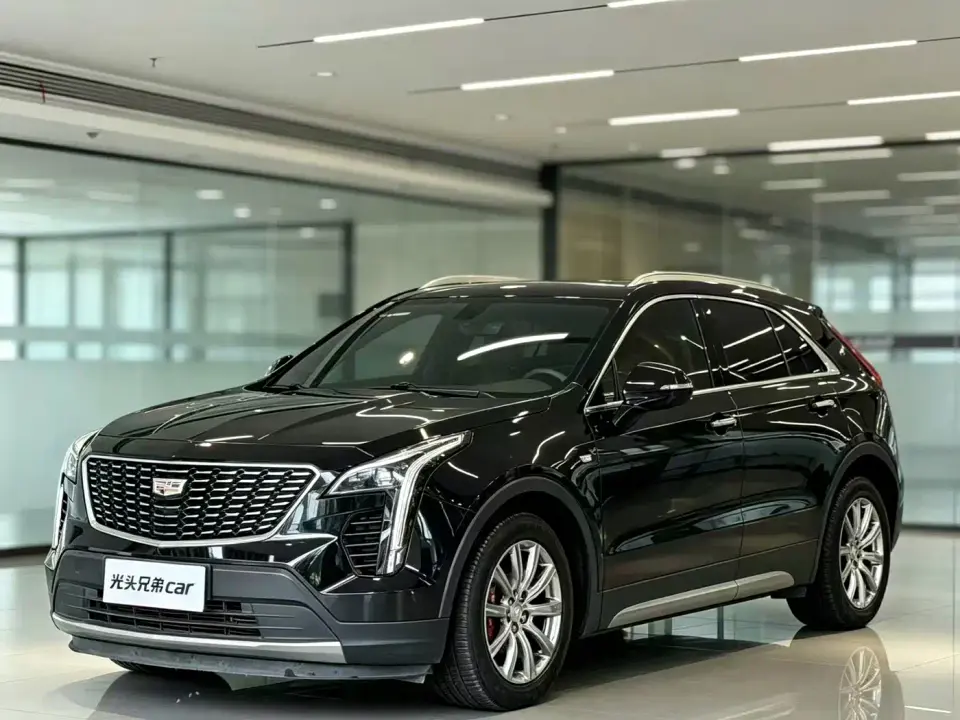 Cadillac XT4 28T FWD Premium Edition 2021