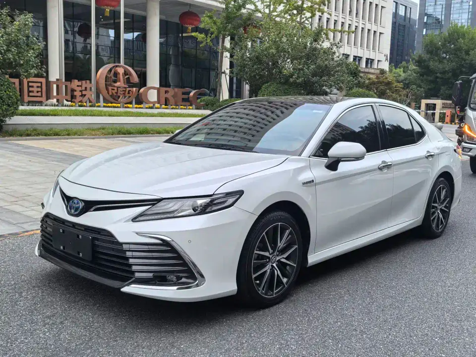 Toyota Camry Hybrid 2.5HG Luxury Edition 2022