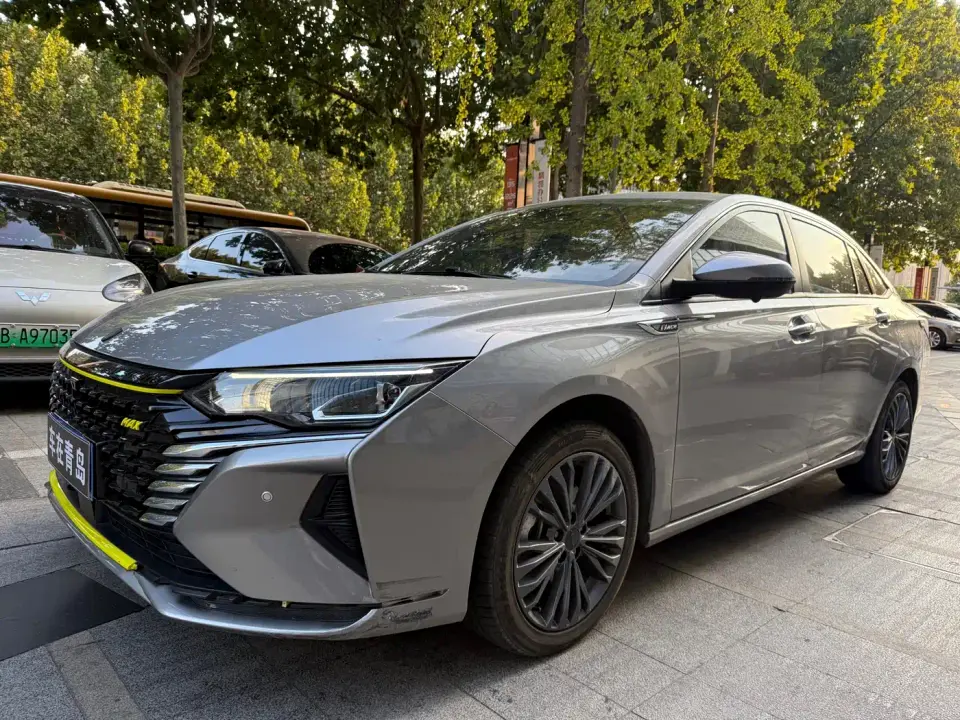 Dongfeng Aeolus Yixuan MAX Super Dad Hybrid Edition 2021