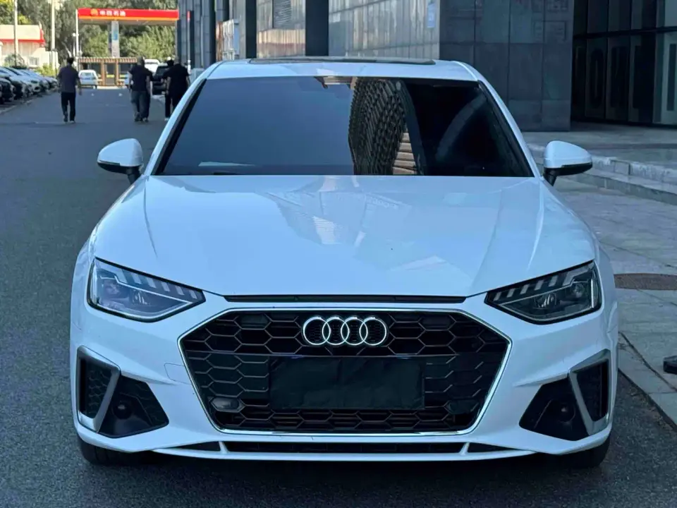 Audi A4L 40 TFSI Fashion Dynamic 2025
