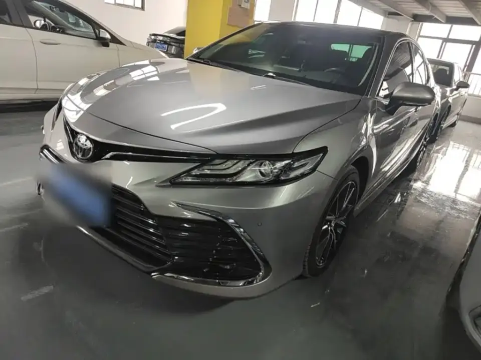 Toyota Camry 2.5G Luxury Edition 2023