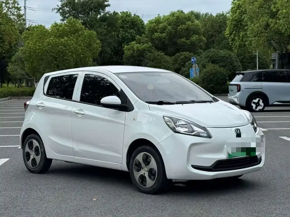 Changan Benben E-Star National Edition Colorful Version (Fast Charge) LFP (31.95kWh) 2021