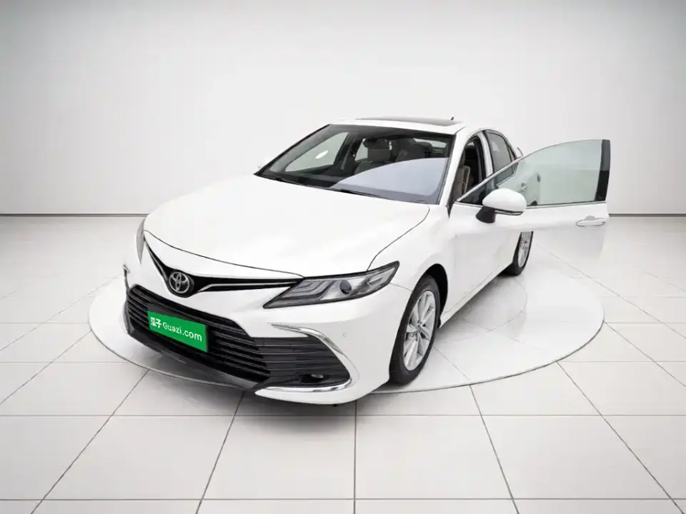 Toyota Camry 2.0G Luxury Edition 2021