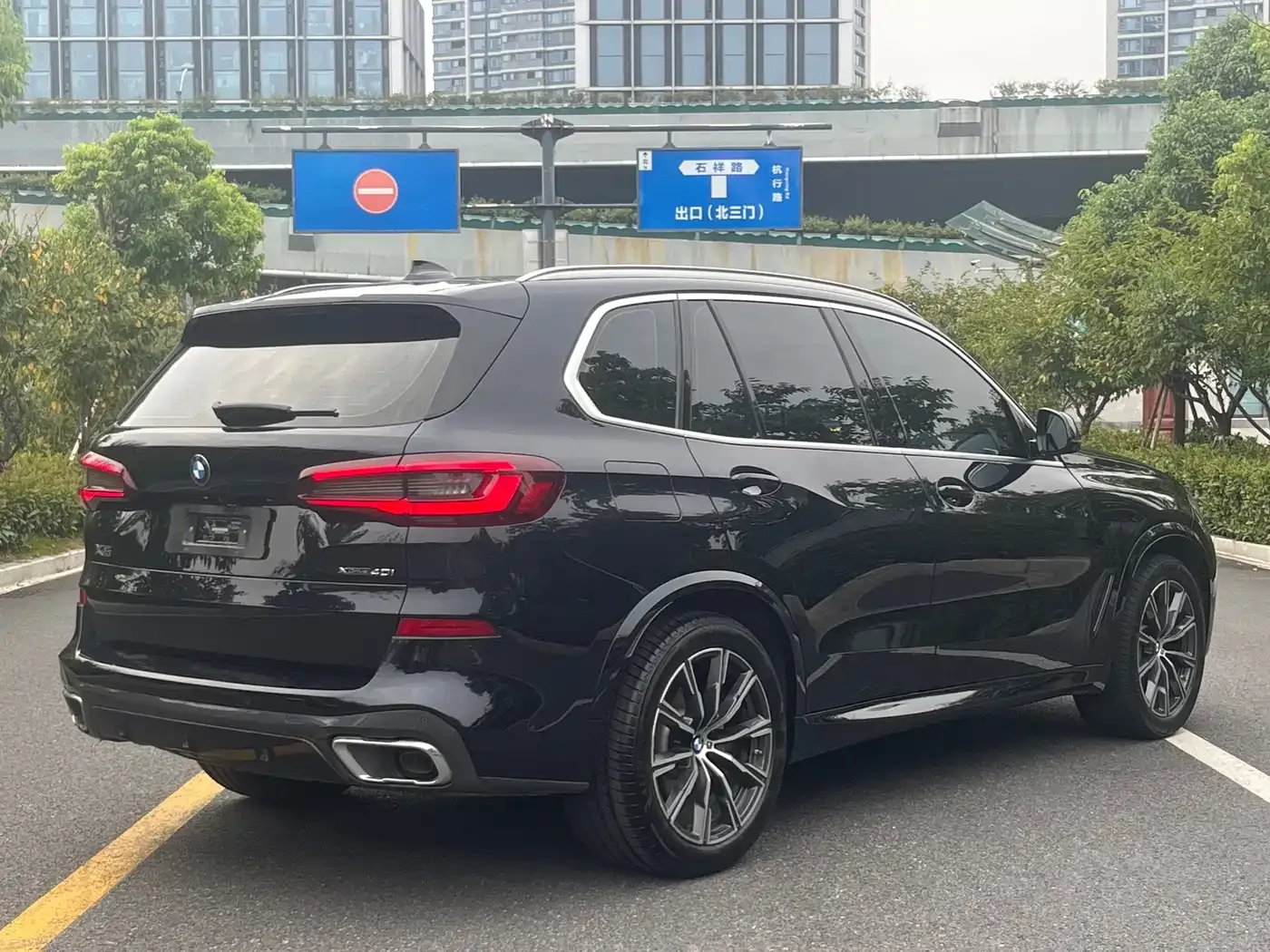 BMW X5 (Import) xDrive40i M Sport Package 2020 — фото 11