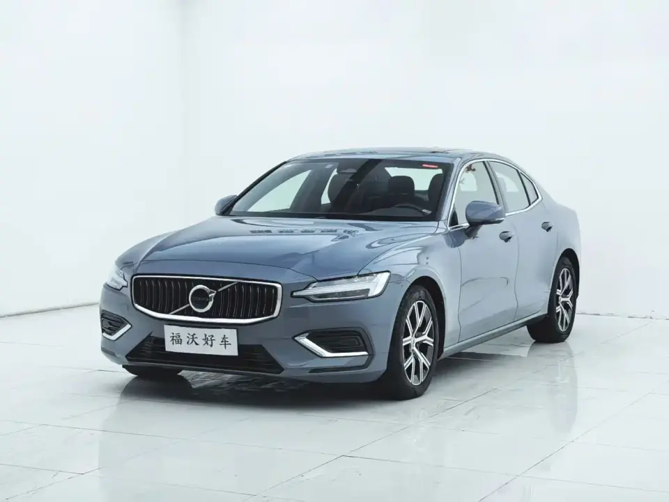 Volvo S60 B4 Elegance Luxury Edition 2024