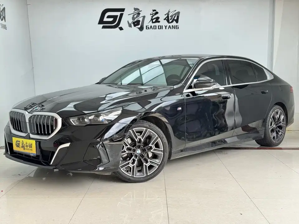 BMW 5 Series 530Li Premium M Sport Package 2025