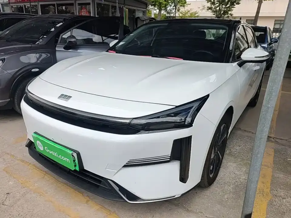 Geely Galaxy Galaxy L6 125km PLUS Soaring Dragon Edition 2024