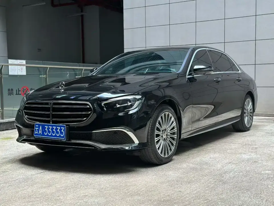 Mercedes-Benz E-Class Facelift E 300 L Sport Luxury Style 2022