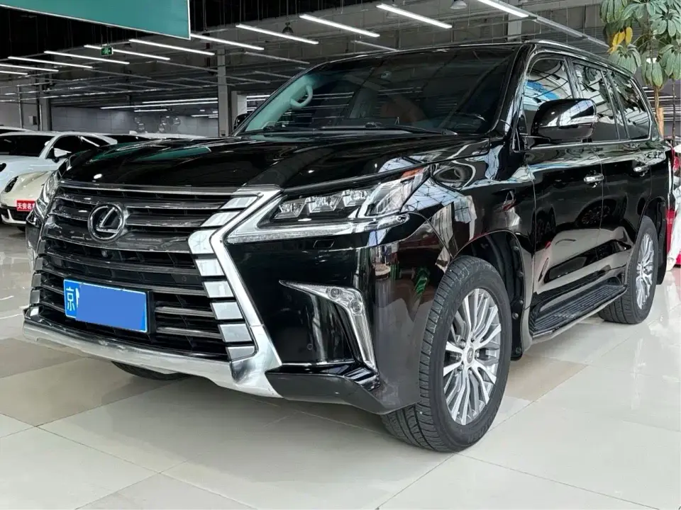 Lexus LX 570 Dynamic Luxury Edition 2019