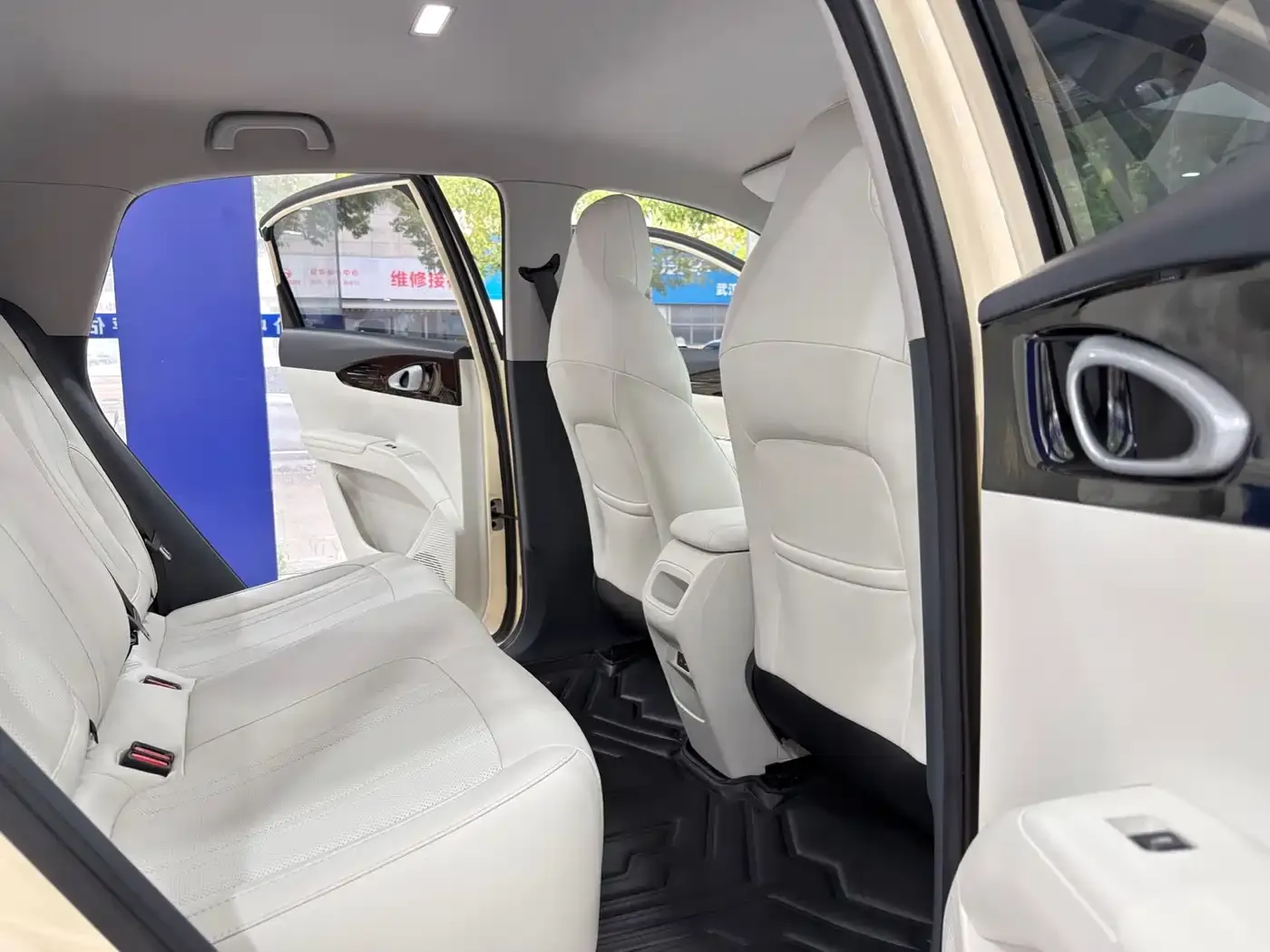 Geely Galaxy Starry Wish 310km Dream Edition 2025 — фото 15