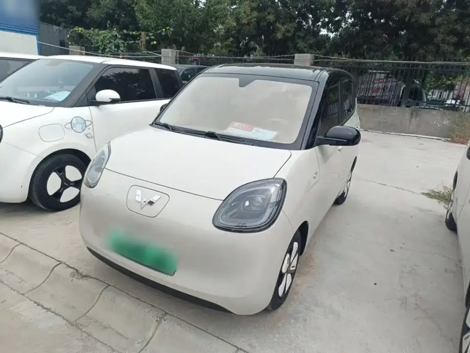 Wuling Motors Hongguang MINIEV 4-Door Premium+ Edition 2025