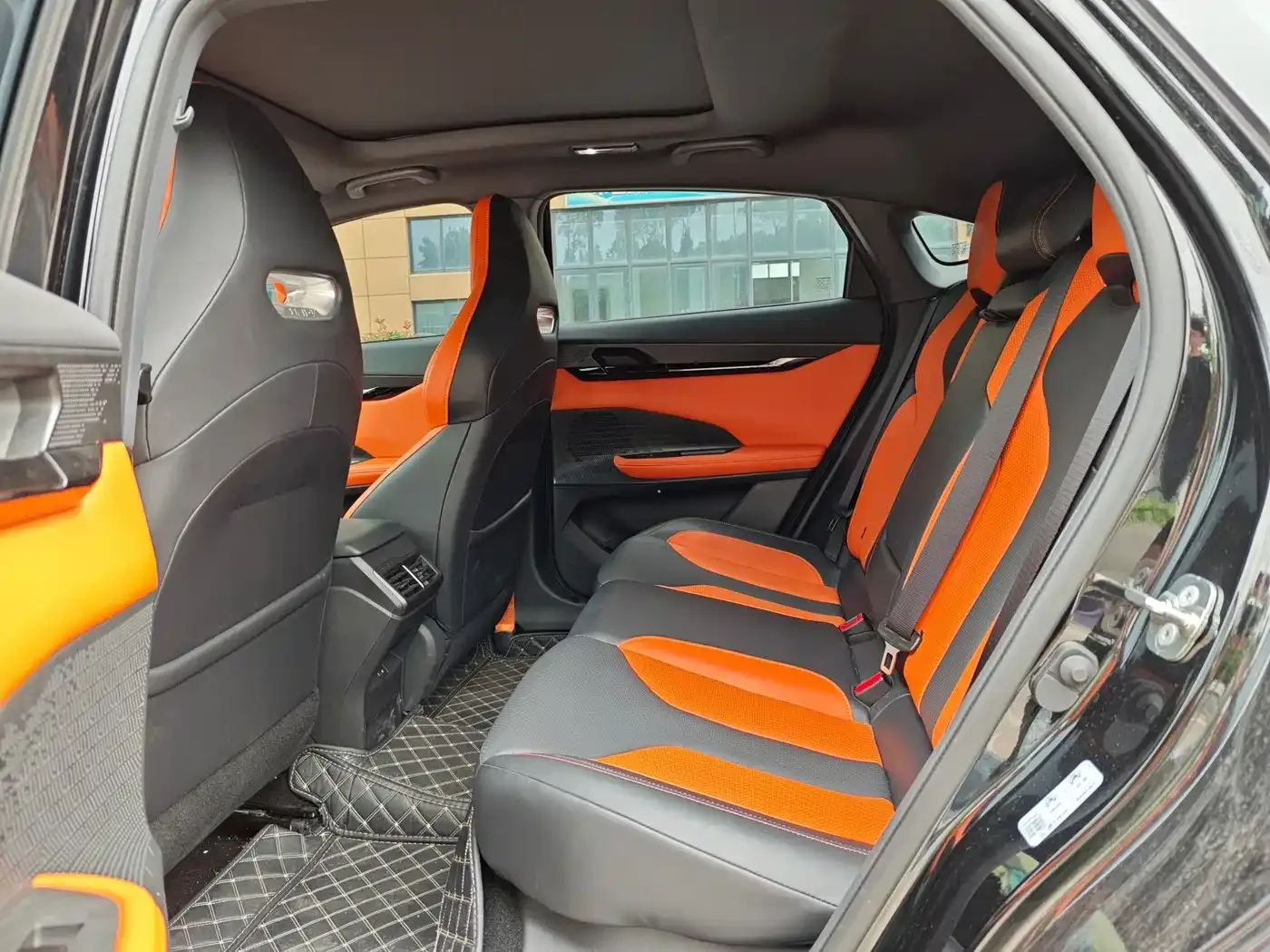 Changan UNI-V 1.5T Sport Edition 2023 — фото 9