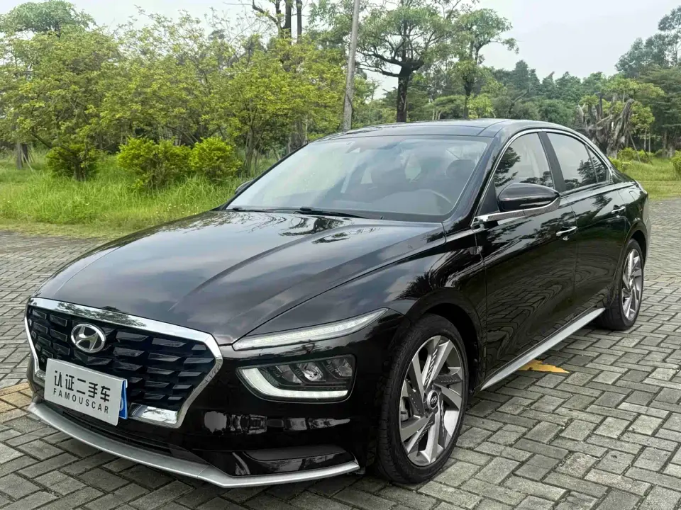 Hyundai Mistra 270TGDi DCT LUX Premium 2021