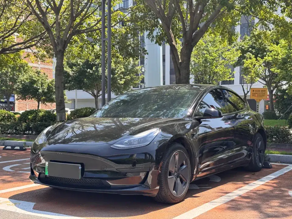 Tesla Model 3 Rear-Wheel Drive 2023