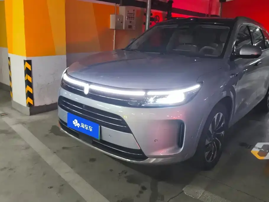 AITO Wenjie AITO M7 1.5T Smart AWD Max 6-Seater 2024