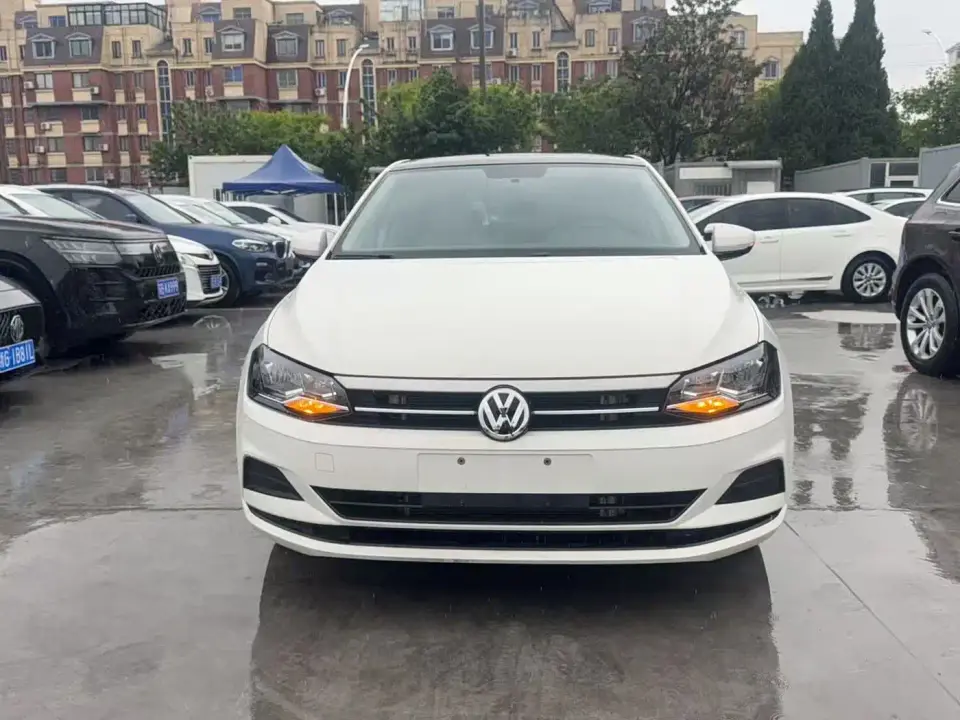Volkswagen Polo Plus 1.5L Automatic Colorful Tech Edition 2019
