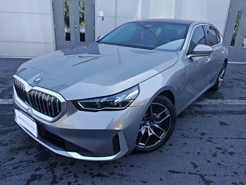 BMW i5 eDrive 35L Luxury Package 2026