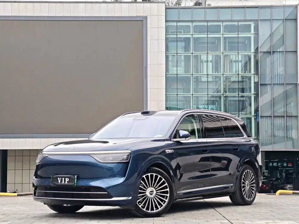 AITO Wenjie AITO M8 Model Extended Range Max+ Edition 53.4kWh 6-Seater 2025
