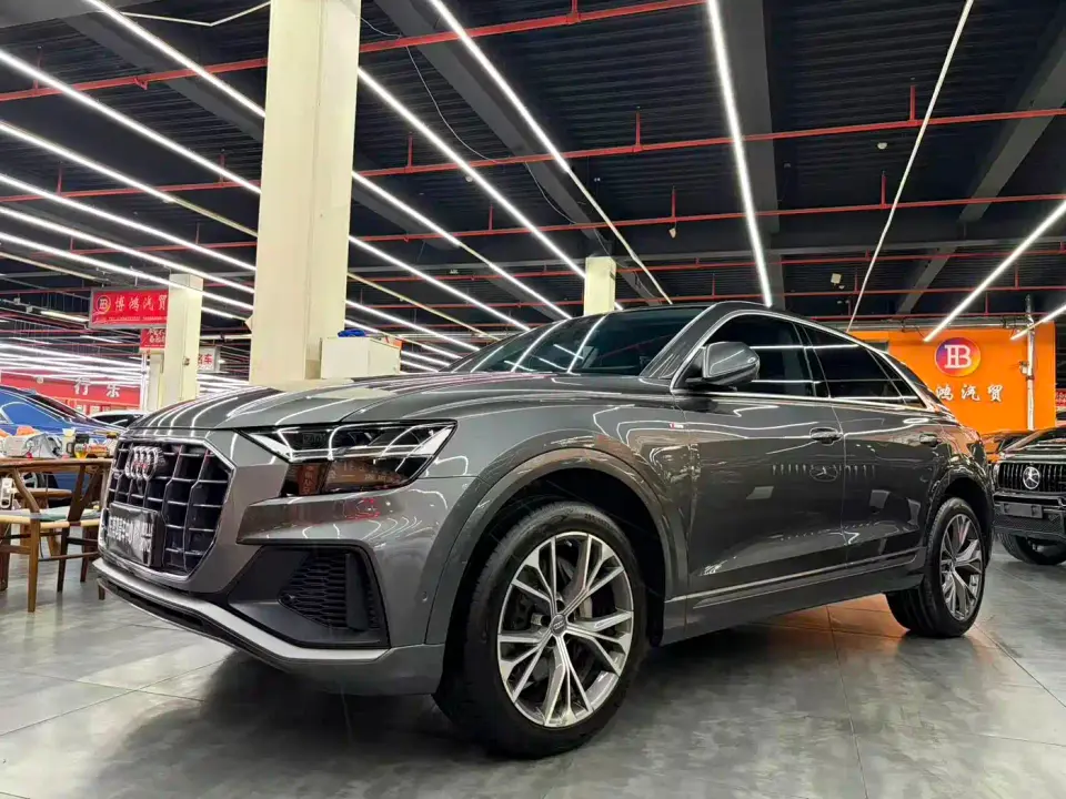 Audi Q8 55 TFSI Premium Dynamic 2020