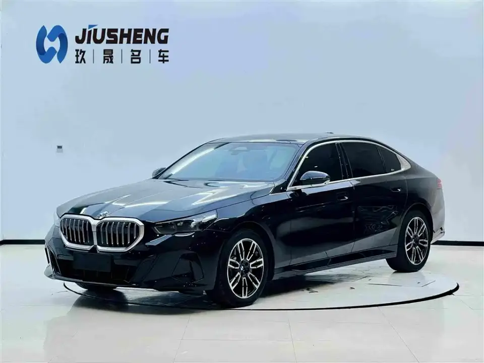 BMW 5 Series 530Li Leading M Sport Package 2026