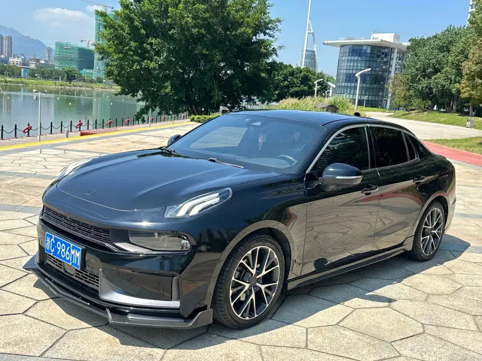 Lynk & Co 03 1.5TD DCT Jin Champion Edition 2021