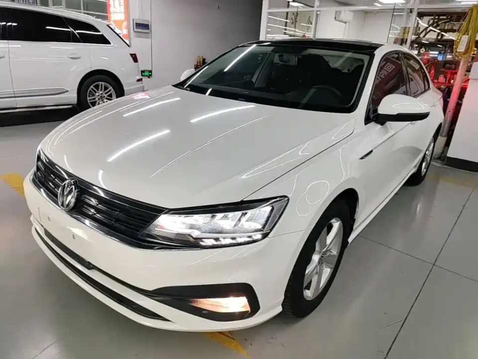 Volkswagen Lamando 230TSI DSG Fashion Edition China VI 2020