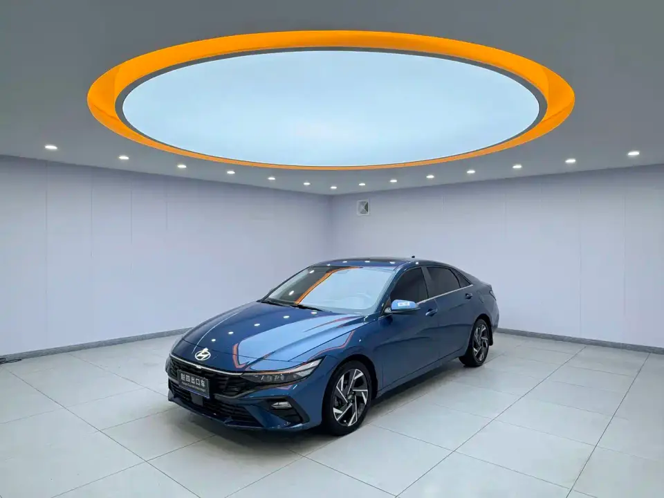 Hyundai Elantra Model 1.5L CVT LUX Premium Edition 2023