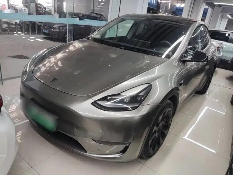 Tesla Model Y Standard Range Rear-Wheel Drive 2022