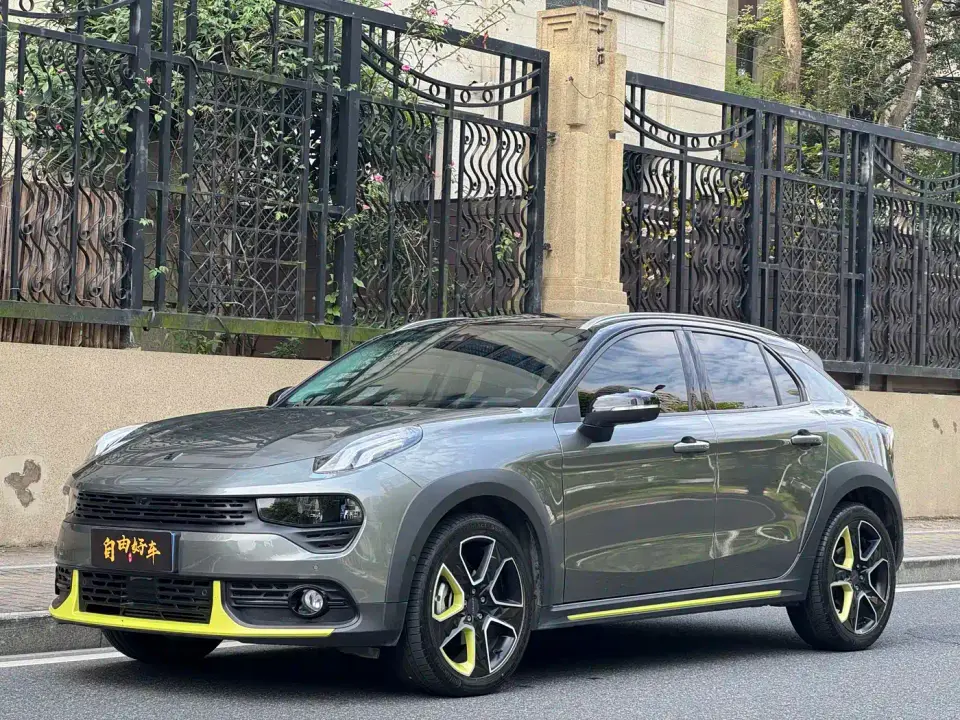 Lynk & Co 02 2.0TD DCT Shine Pro 2022