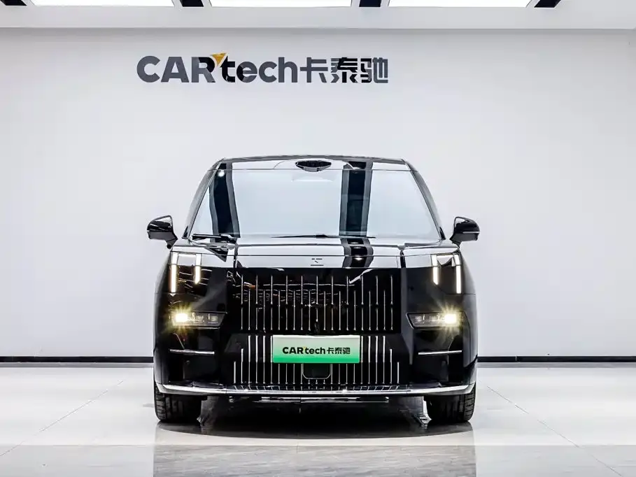 Zeekr 009 7-Seat Aisle AWD Version 108kWh 2025