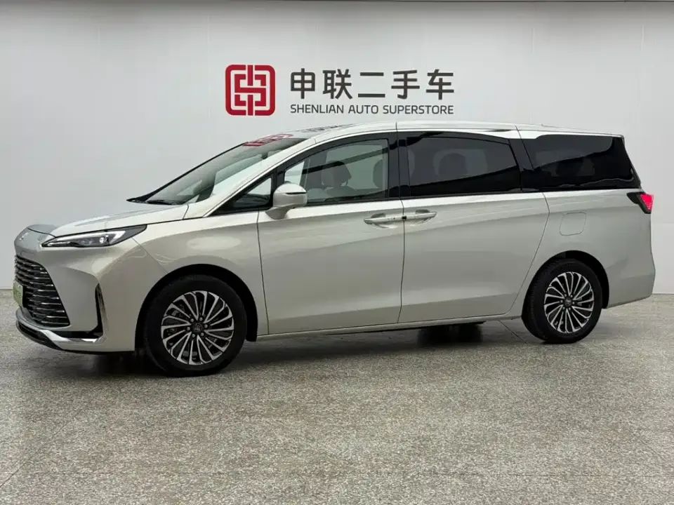 Buick GL8 New Energy Land Honor Premium Edition 7-Seater 2025