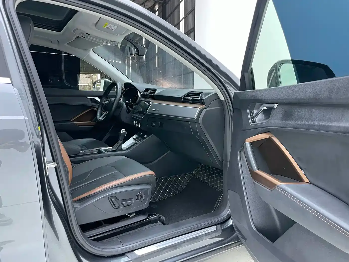 Audi Q3 35 TFSI Fashion Elegance 2022 — фото 30