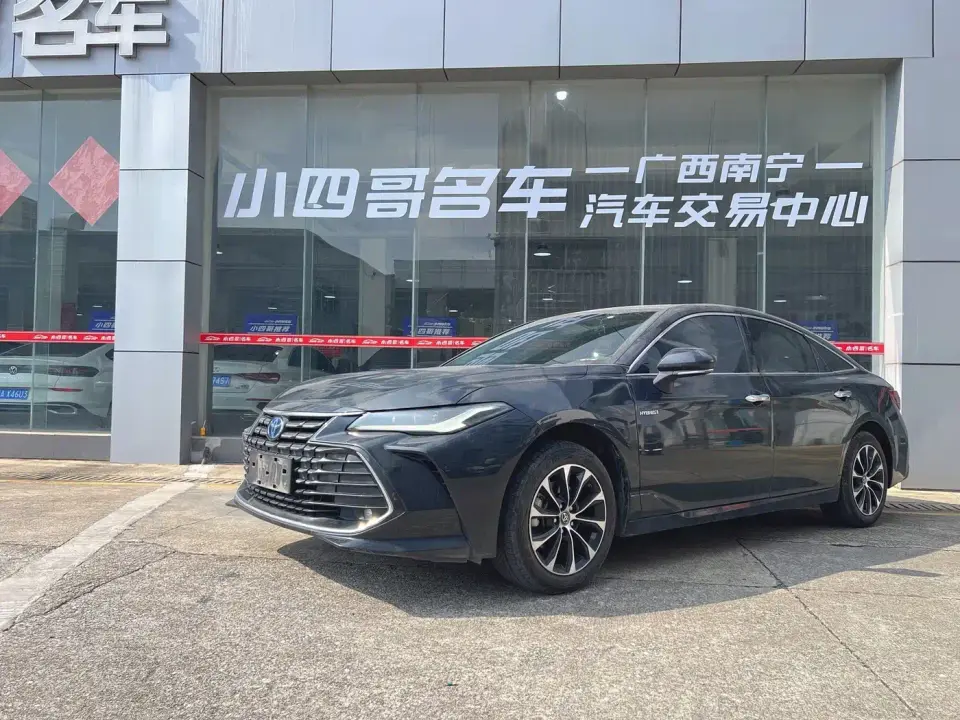 Toyota Avalon Hybrid 2.5L Luxury Edition 2023