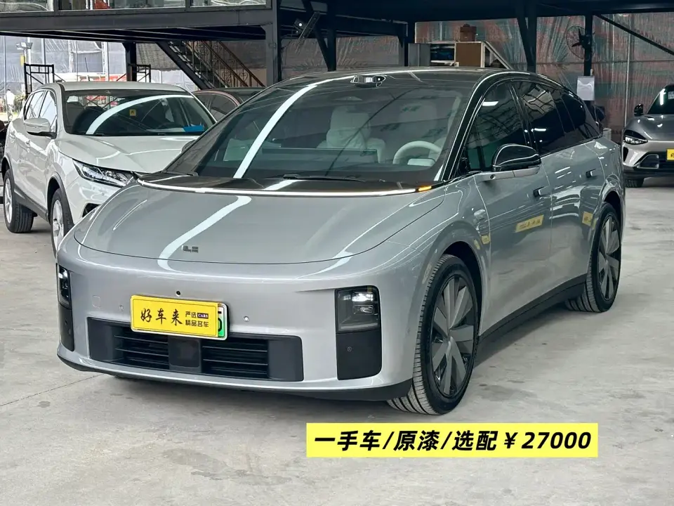 Li Auto i6 2WD Base Model 2026
