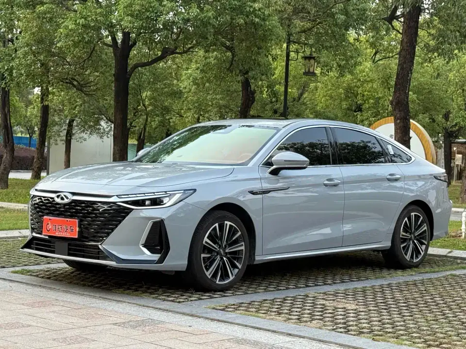 Chery Arrizo 8 1.6T DCT Smart 2024