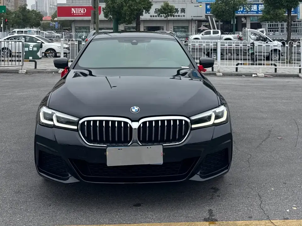 BMW 5 Series 525Li M Sport Package 2023