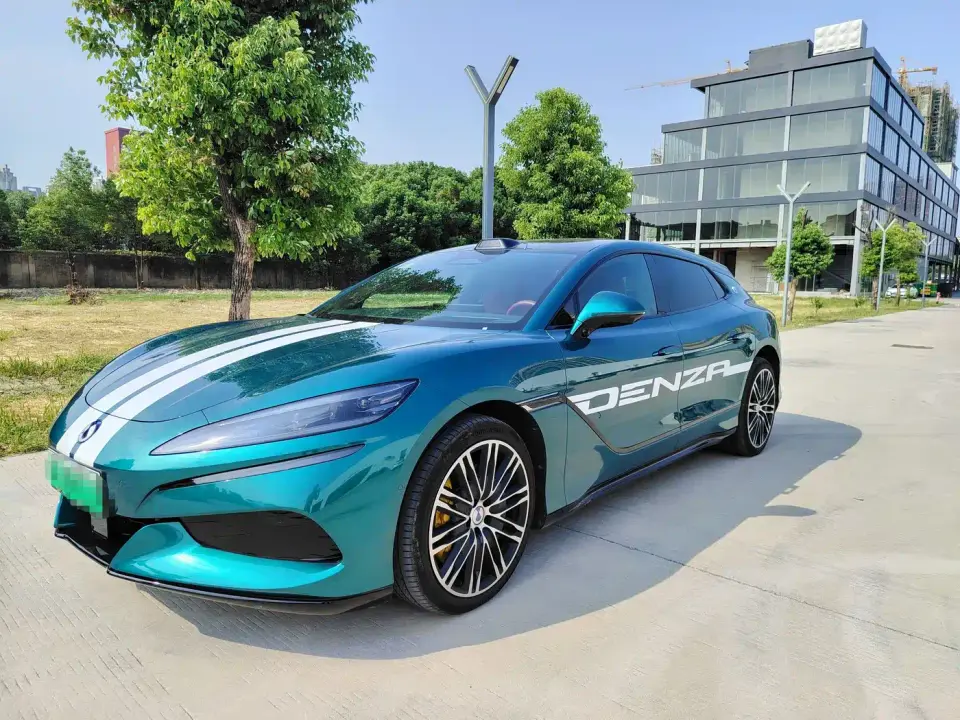 Denza Z9GT Model Flash Charge Flagship Edition 2026