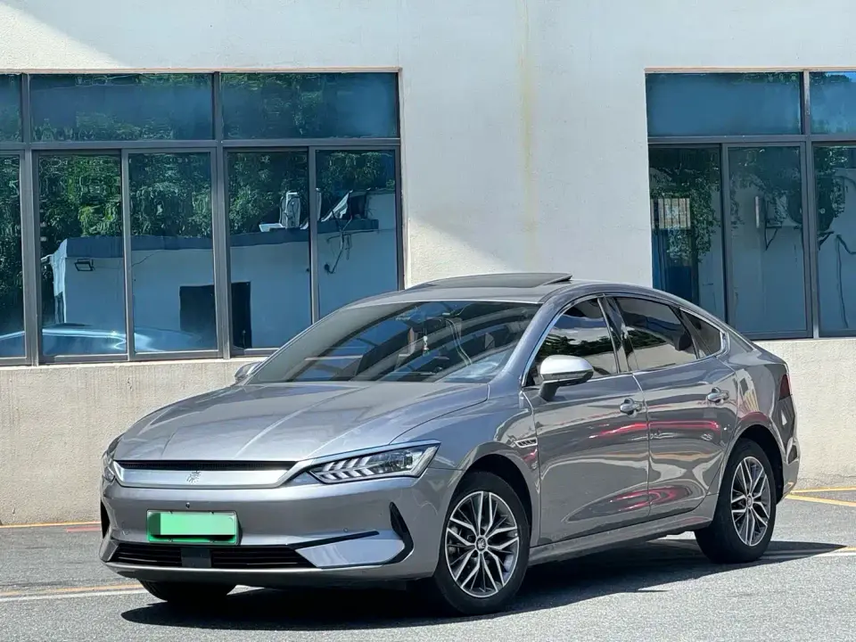BYD Qin PLUS EV 500KM Luxury Model 2023