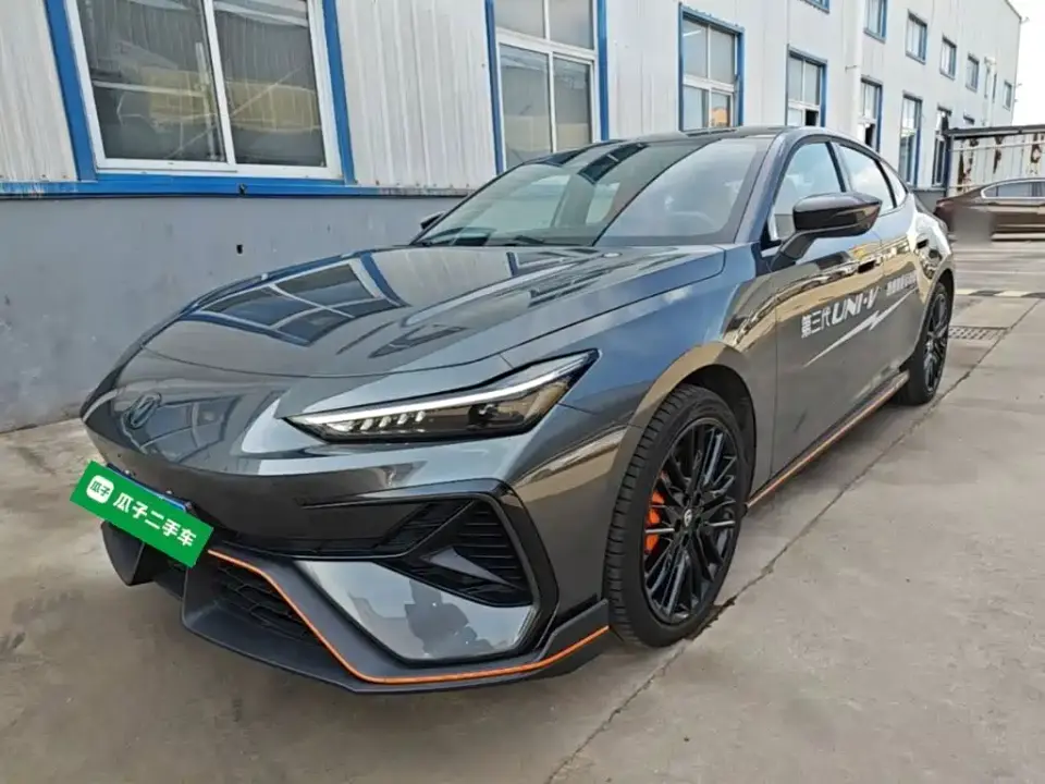 Changan UNI-V 2.0T Sport Version 2025
