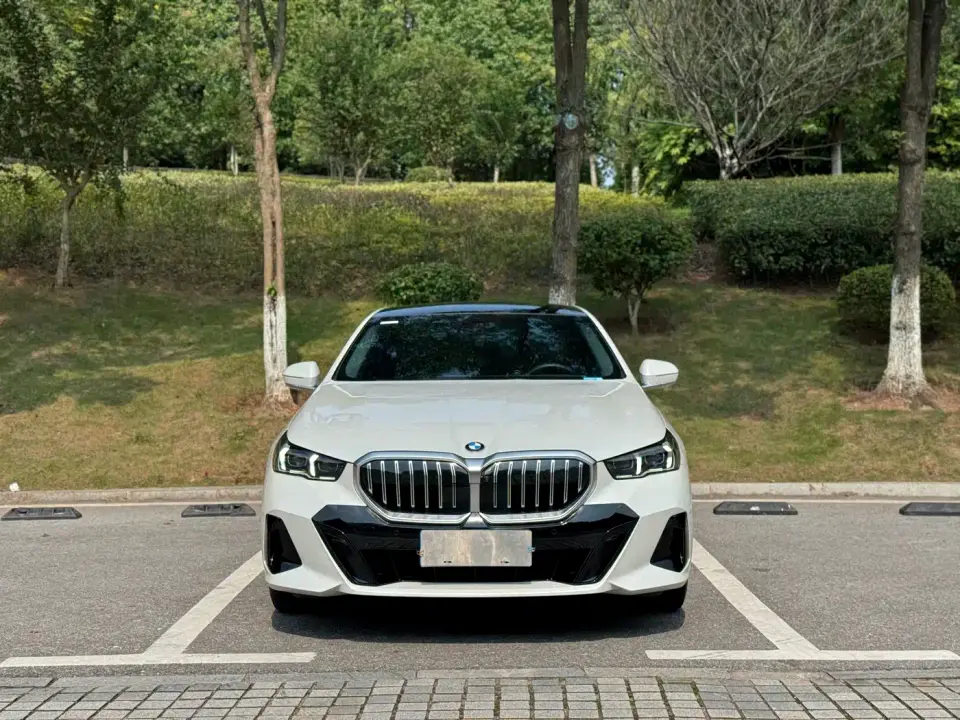 BMW 5 Series 530Li Premium M Sport Package 2025