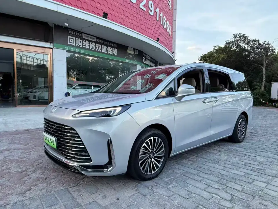 Buick GL8 New Energy Land Honor Premium Edition 7-Seater 2025
