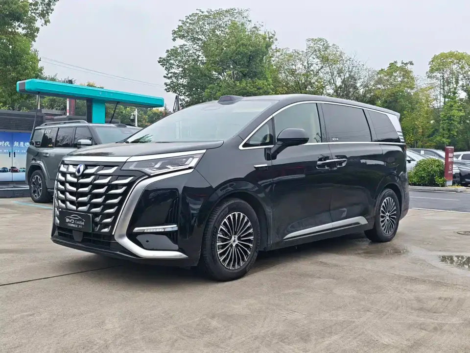 Denza D9 Model DM-i Smart Drive Edition 1020 AWD Flagship 2025