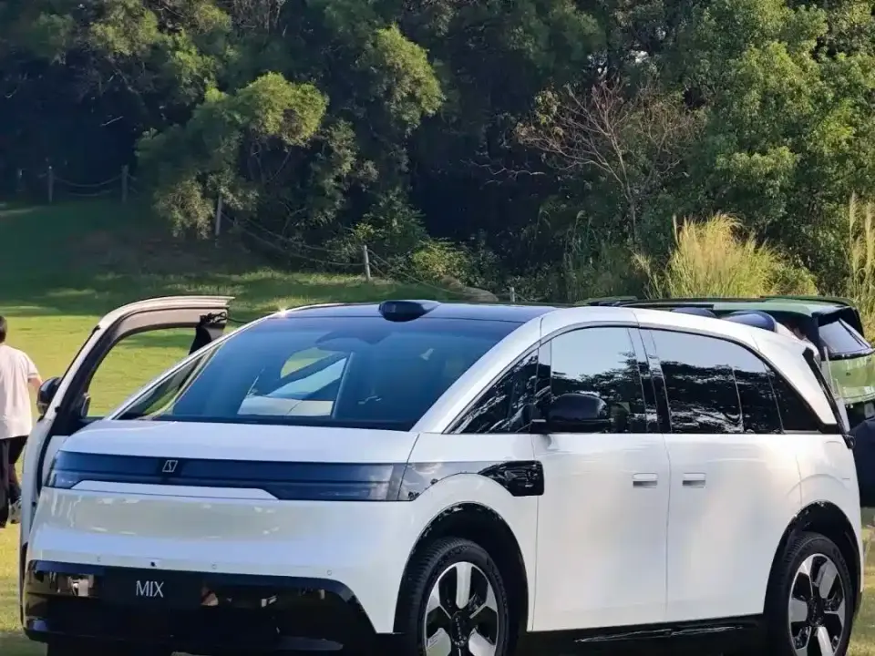 Zeekr MIX Long Range Intelligent Driving Edition 2026