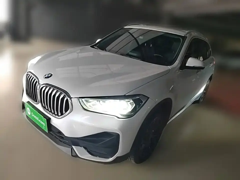 BMW X1 sDrive25Li Leading 2021