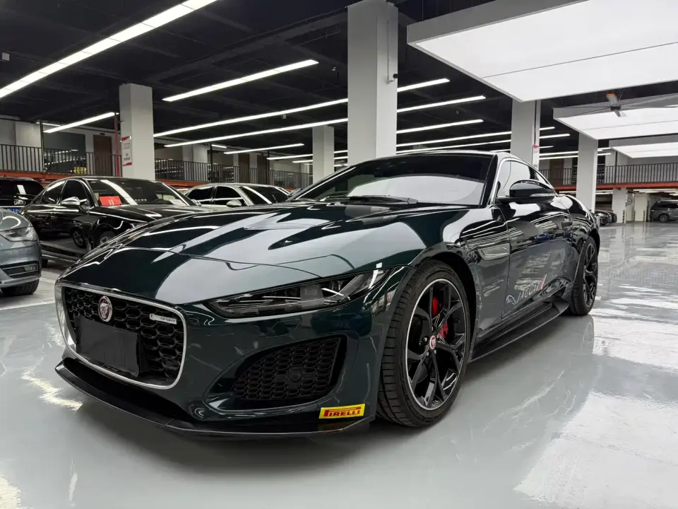 Jaguar F-TYPE 2.0T R-Dynamic SE 2021