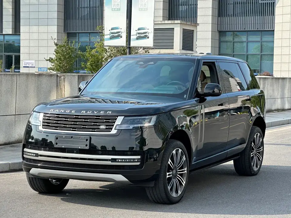 Land Rover Range Rover 3.0 L6 400PS Golden Age Extended 2024