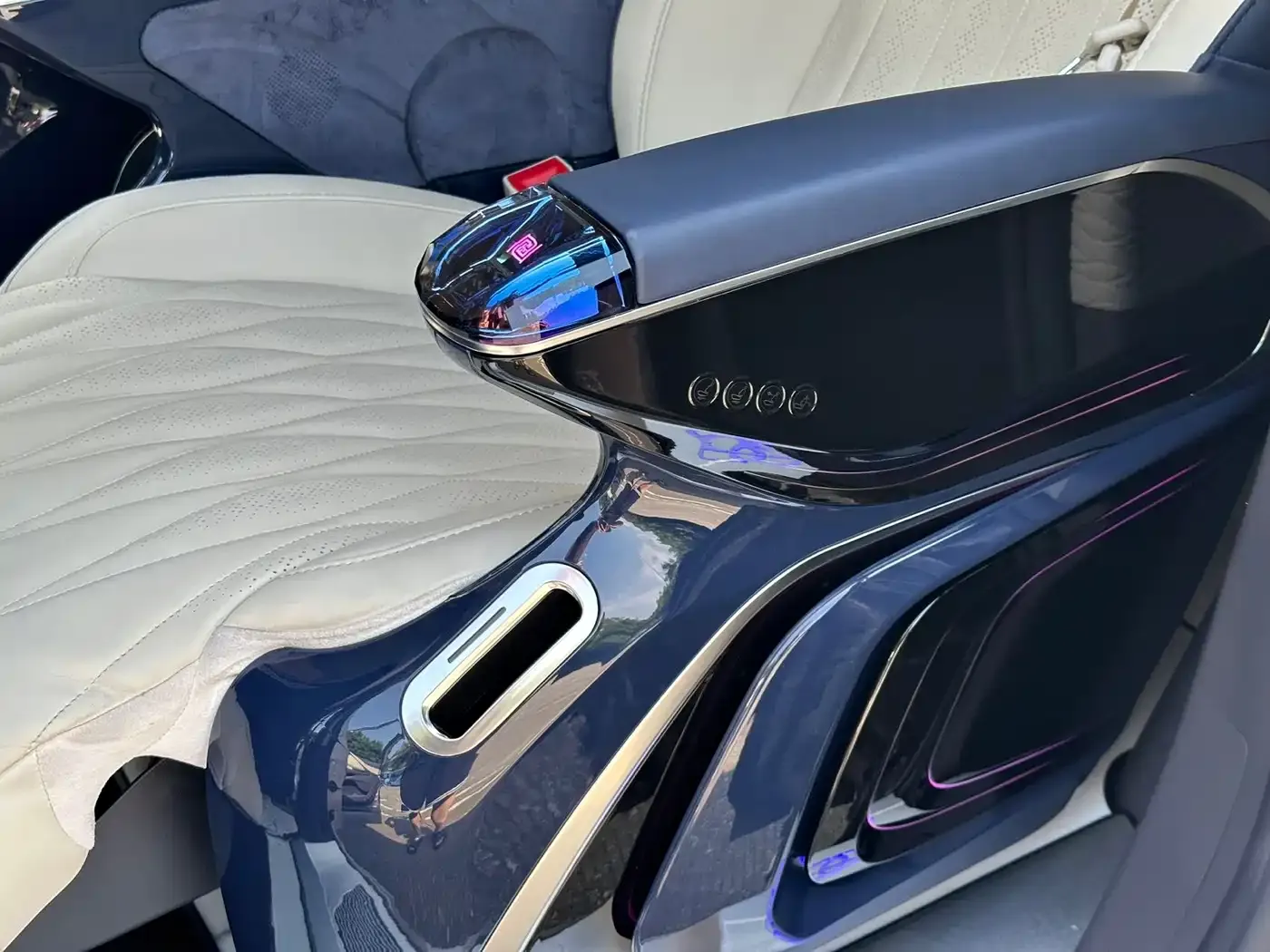 Toyota Sienna 2.5L Hybrid Comfort Edition 2024 — фото 11