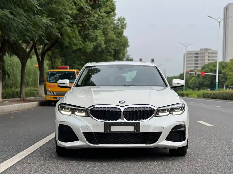 BMW 3 Series 320Li M Sport Package 2022