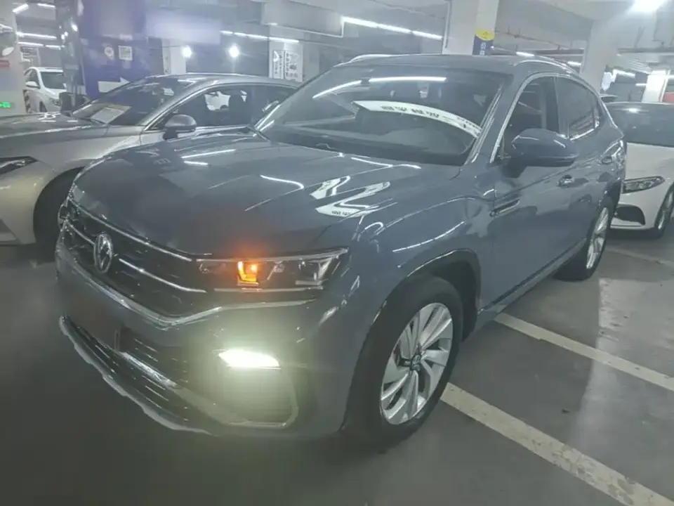 Volkswagen Tayron X 330TSI 2WD Premium Smart Edition 2021
