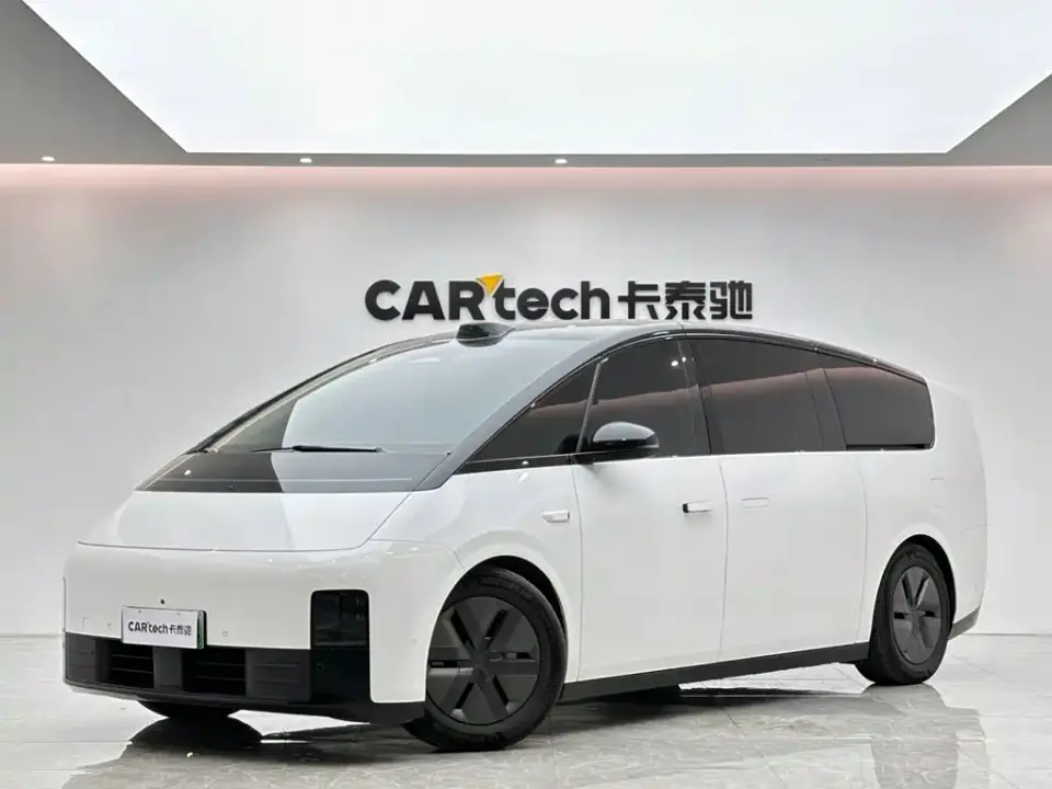 Li Auto MEGA Ultra 2025